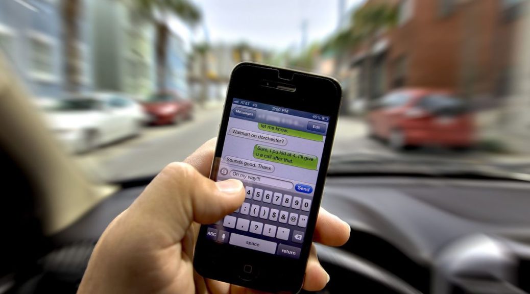 Don't Text & Drive | Grieco Collision Center Rhode Island